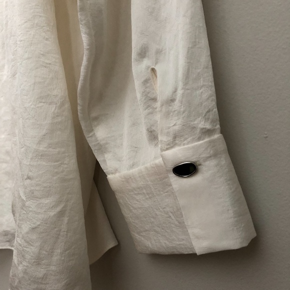 Adjustable Zara Wrap Shirt V-Neck Collar Shimmery Crinkle Cream/Off White Medium - Picture 4 of 15